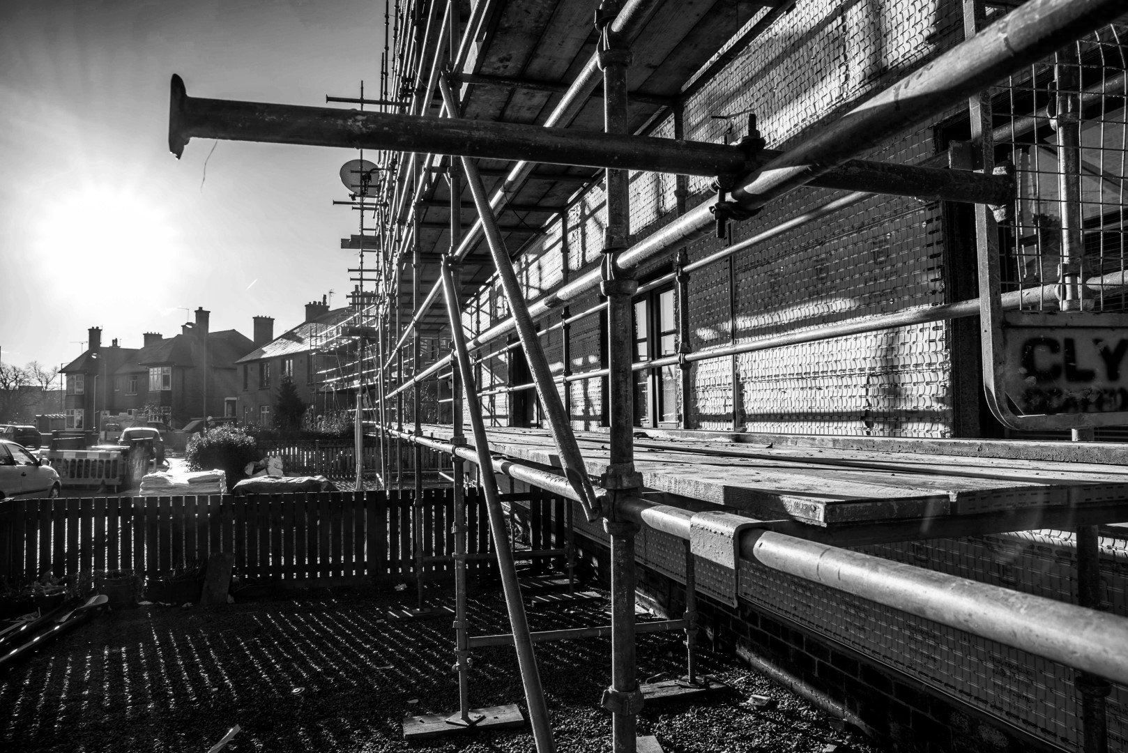 ROOF EDGE PROTECTION