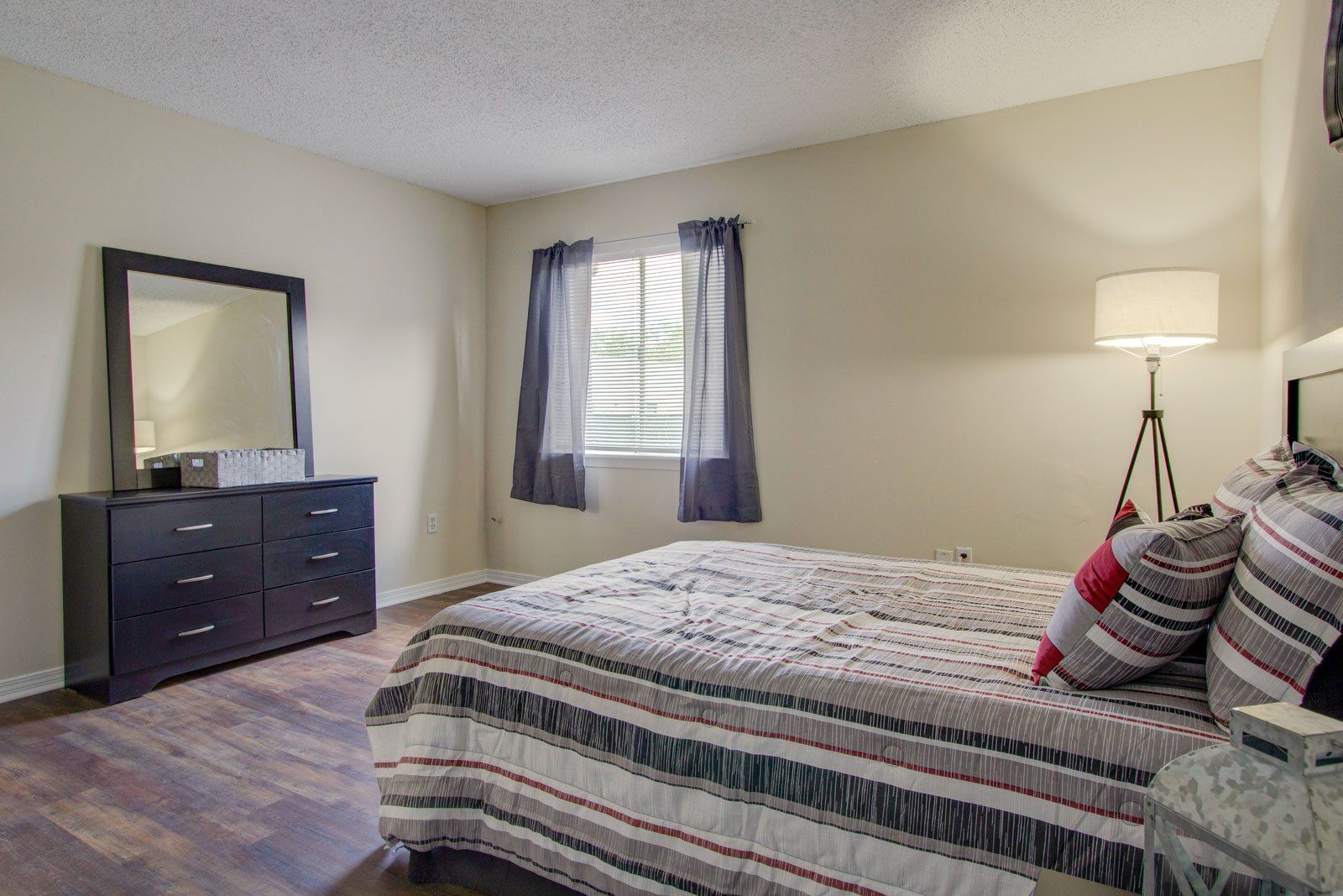 Bedroom | Melrose Apartments