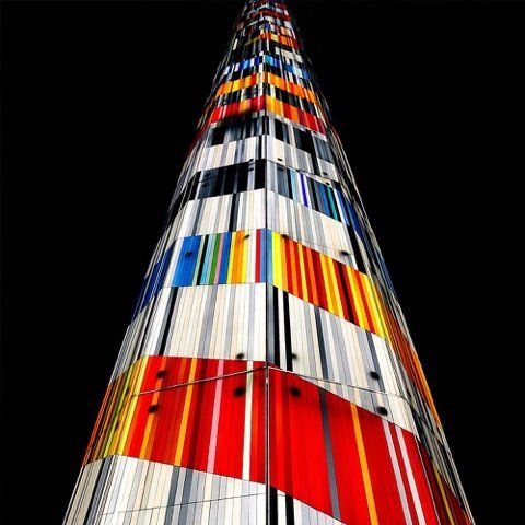Der Ascent Tower in Lincoln, USA. Blick von unten.