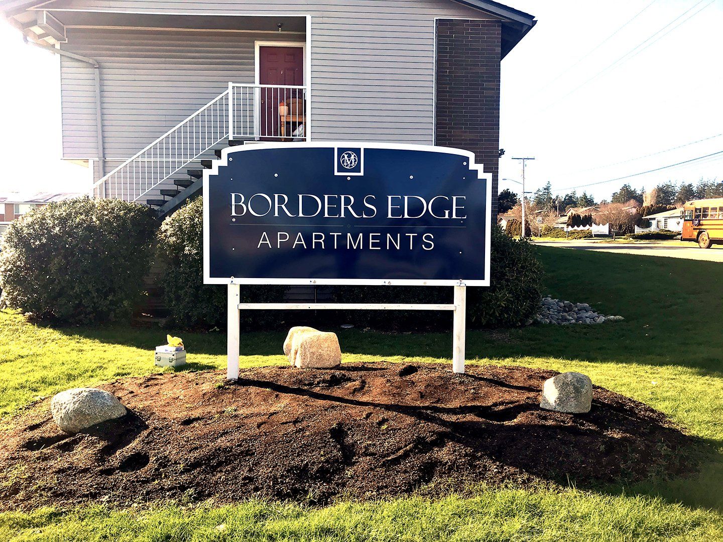 apartment sign