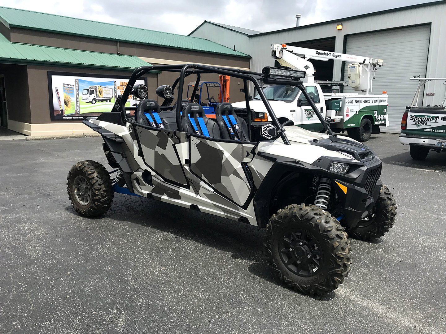 polaris dune buggy with vinyl camo wrap