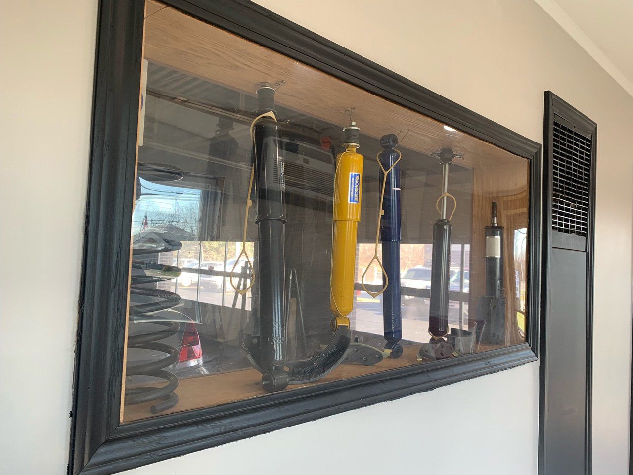 Car Suspension — Woodhaven, MI — Guardian Car Care Car Suspension — Woodhaven, MI — Guardian Car Care