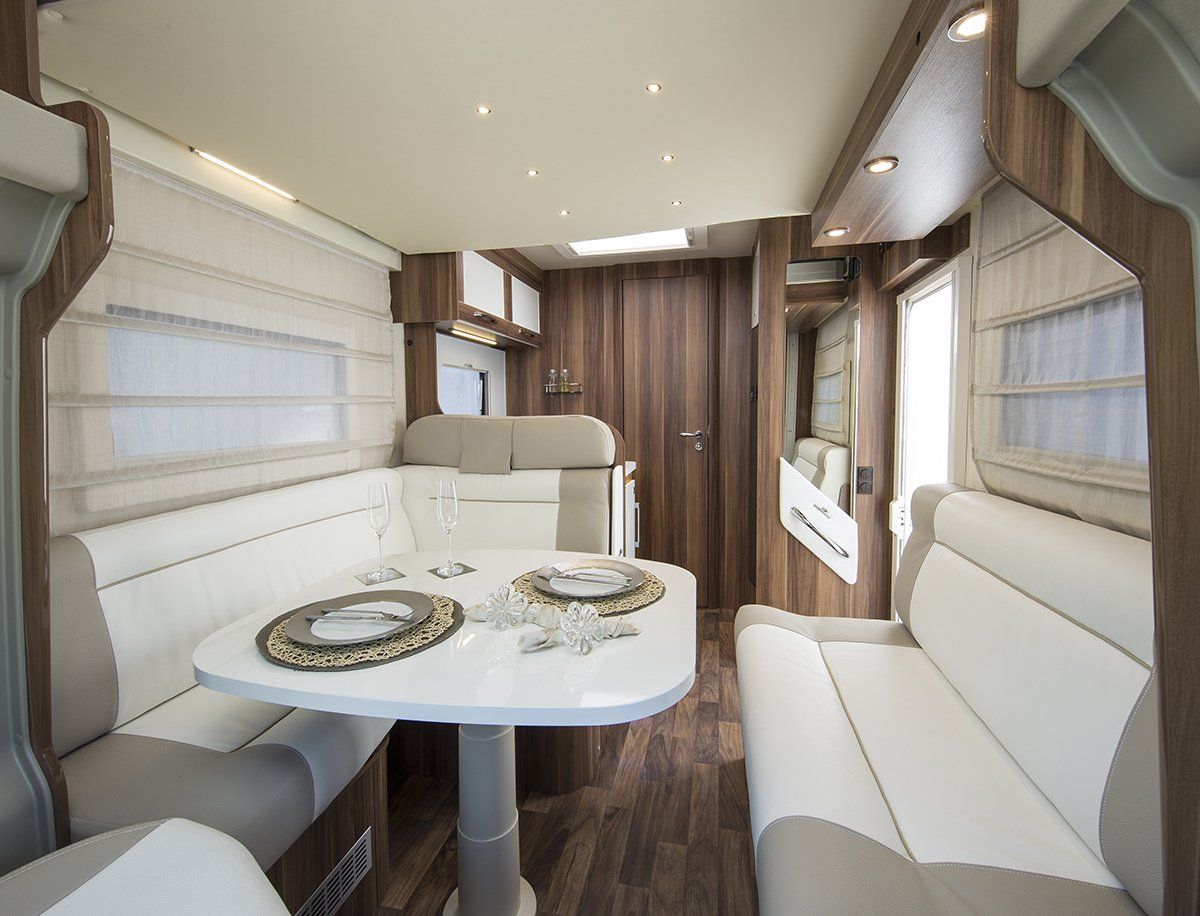 4-berth-camper-van-rental-europe-uk