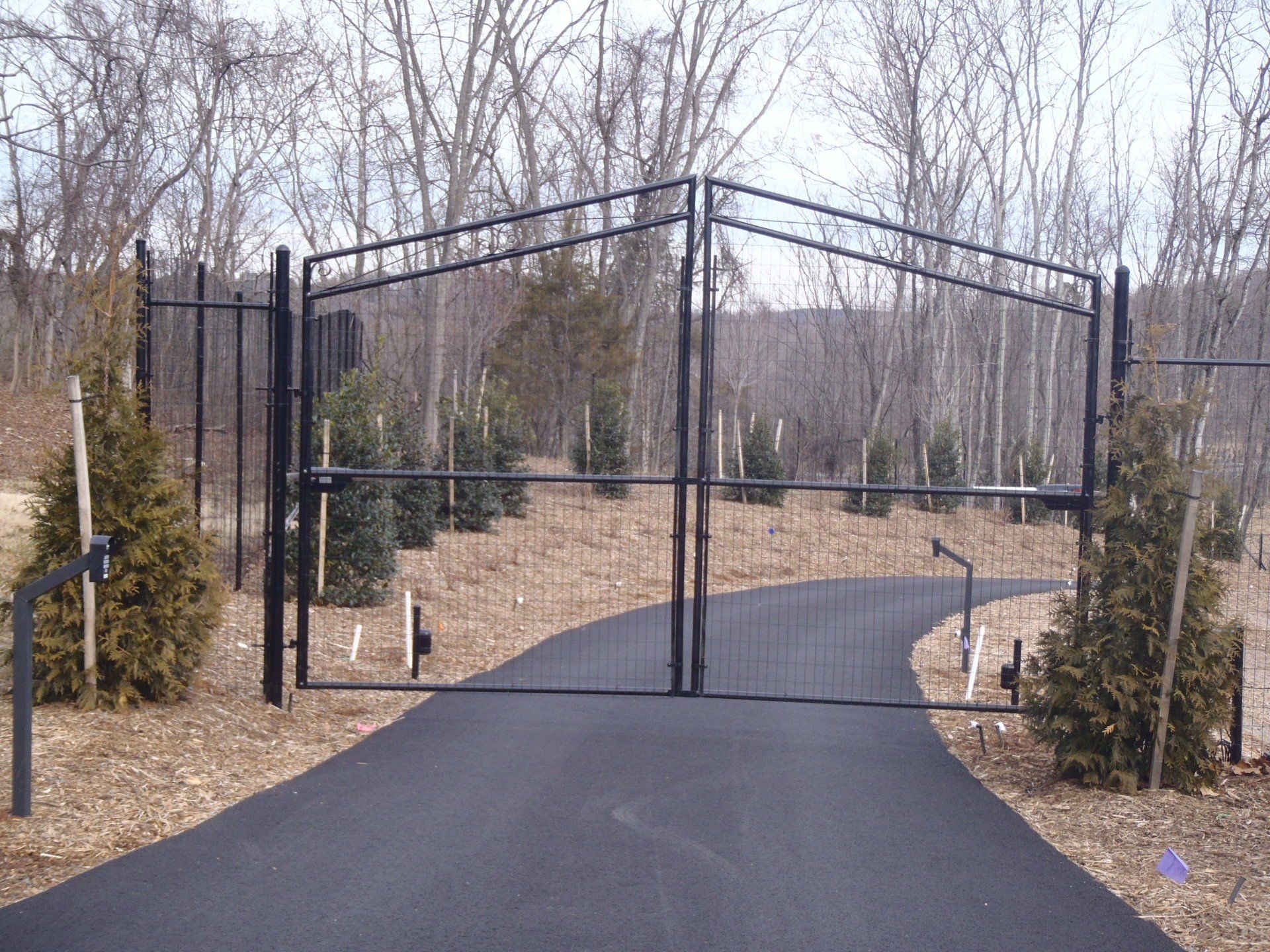 Crozet — Madison, VA — Joe Phillips Fence Co.