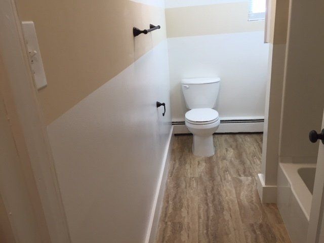 spring garden bathroom