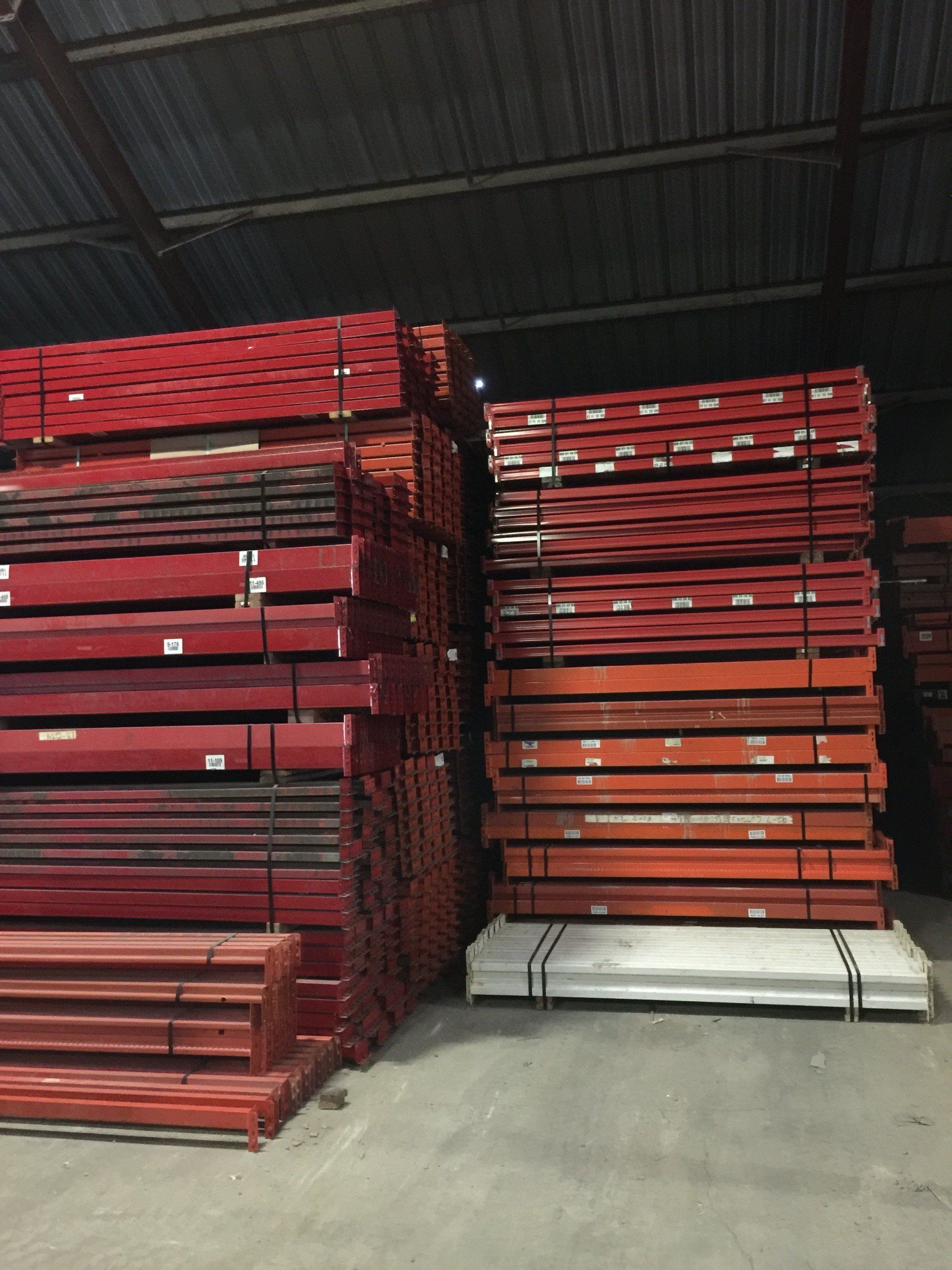 Large inventory of used pallet racking in stock - Image 3