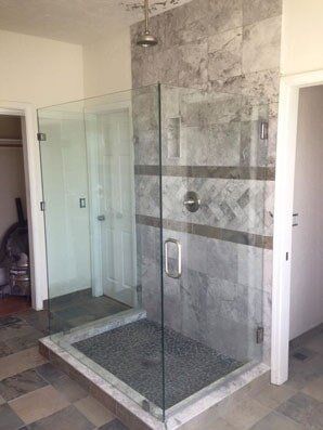 Wraparound Shower — Glass Shower Room in Lodi, CA Wraparound Shower — Glass Shower Room in Lodi, CA