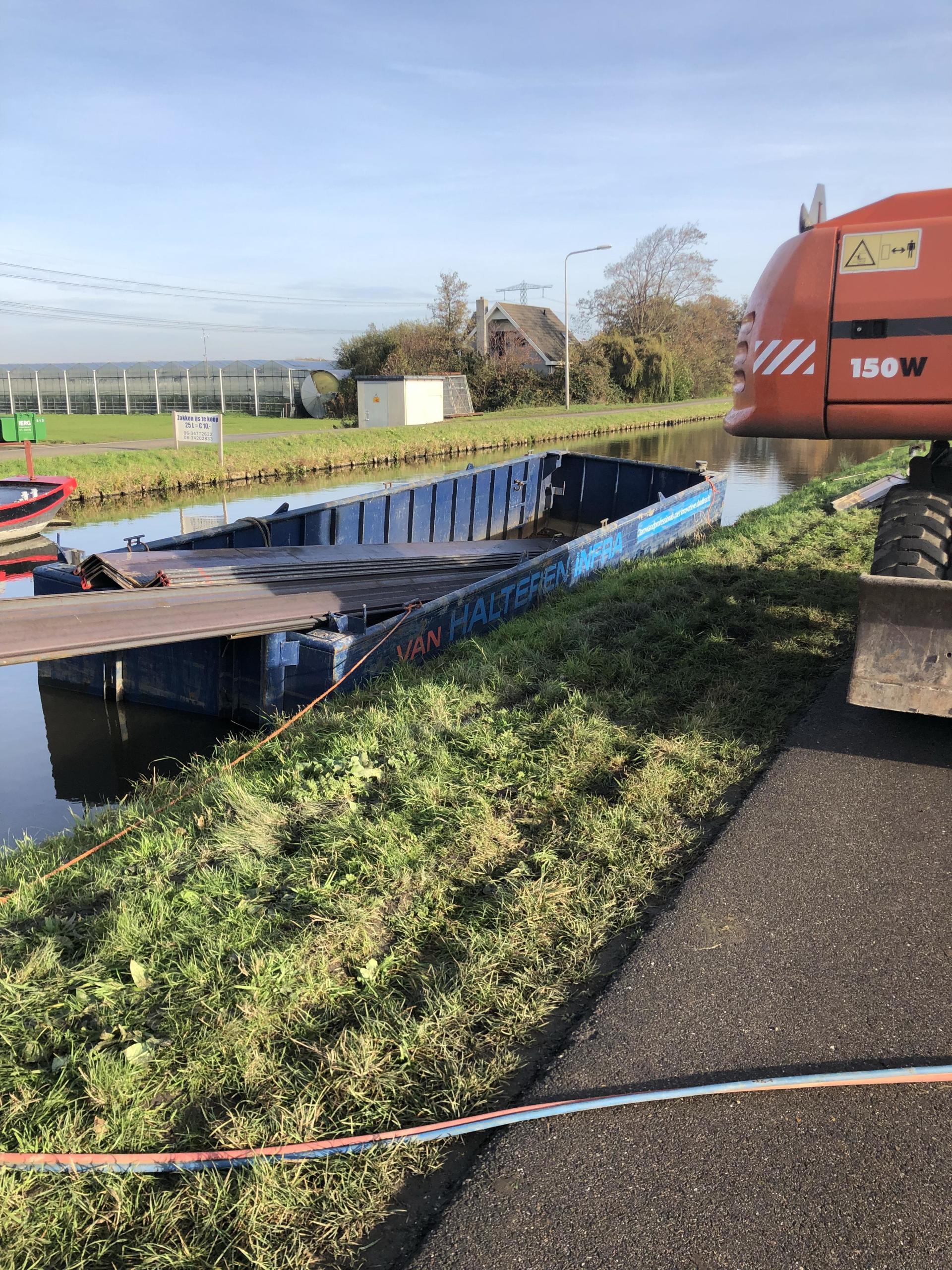 Damwandtransport over water
