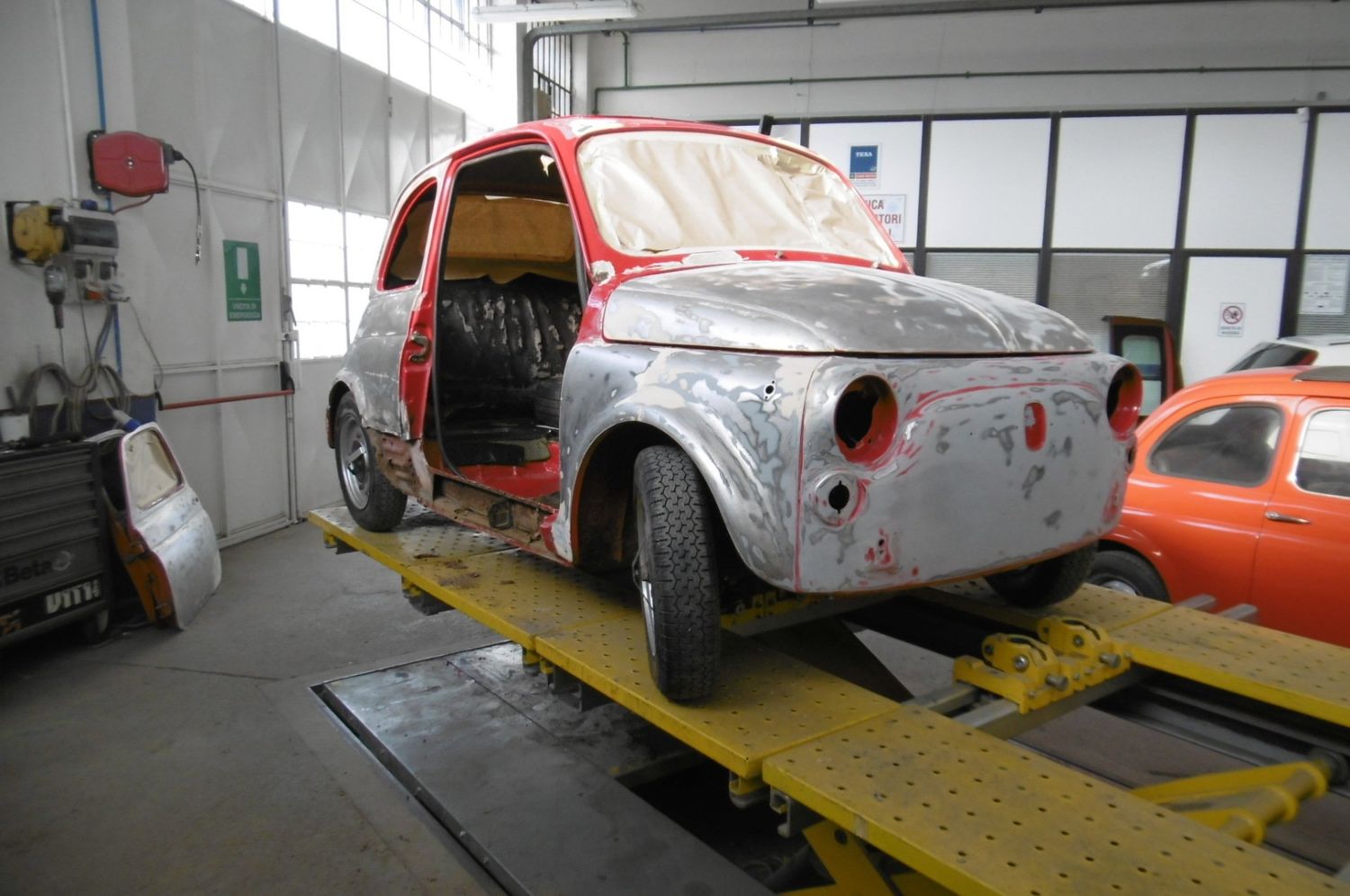 Restauro auto Fiat 500