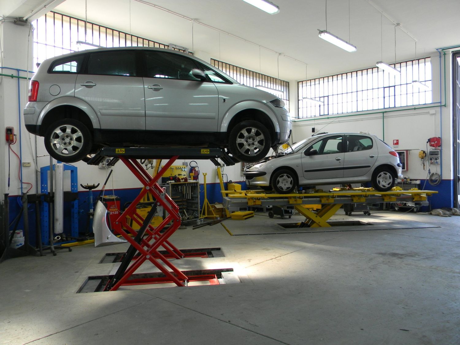 Verniciatura carrozzeria di vetture