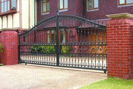 metal gate