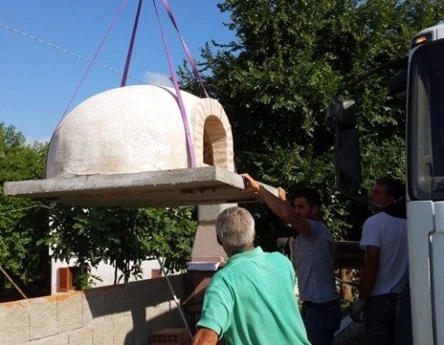 Forno rialzato
