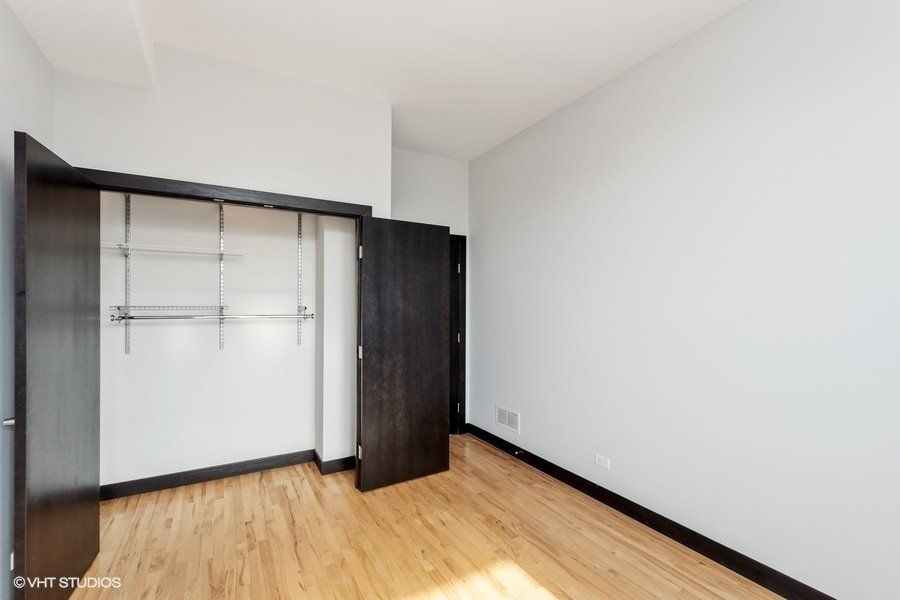 building interior bed room closet