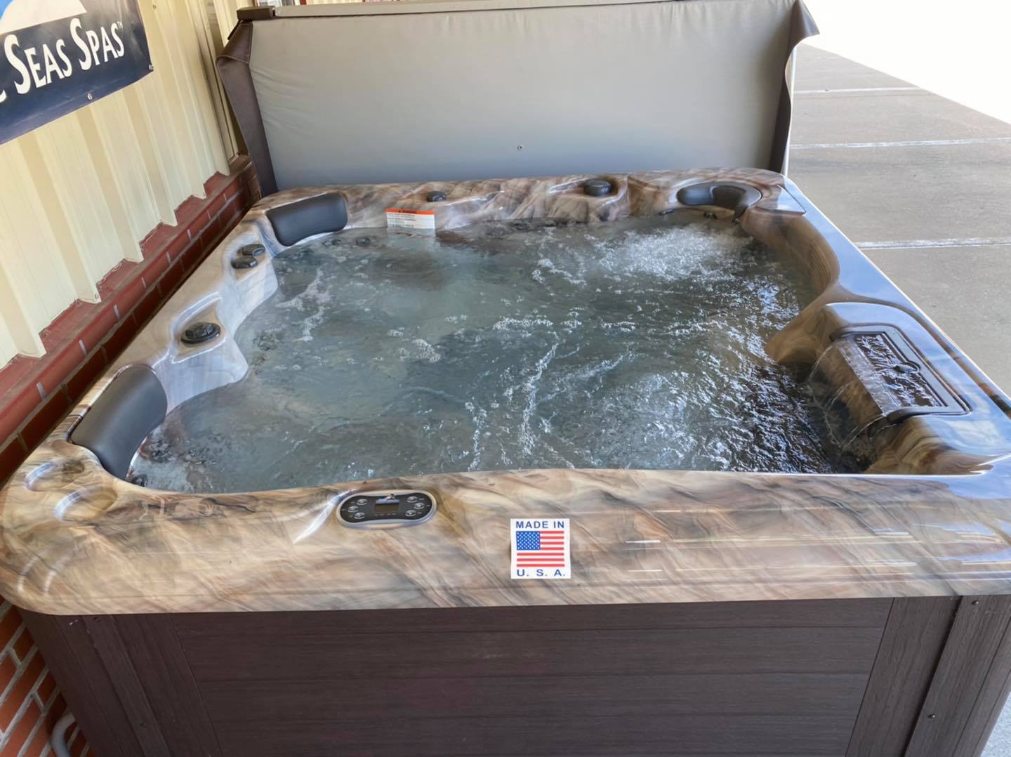 hot tub