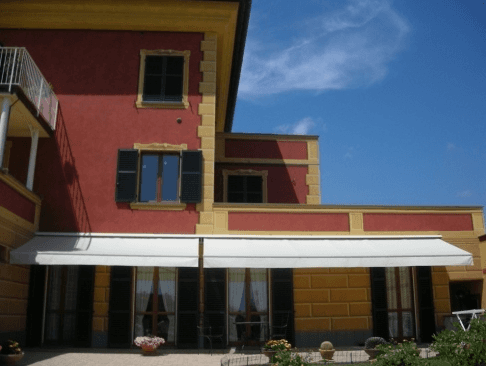 Installazione tende da esterni