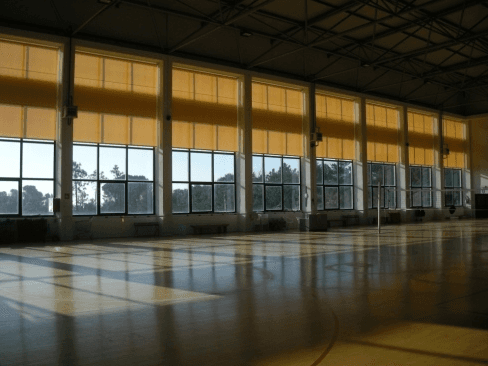 Installazione tende da interni