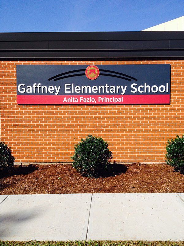 gaffney elementary school sign company