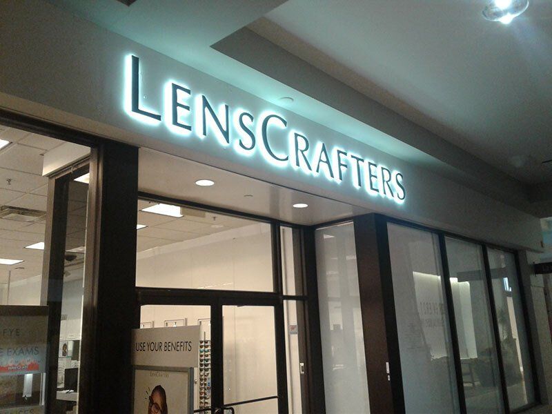 Lenscrafters Store