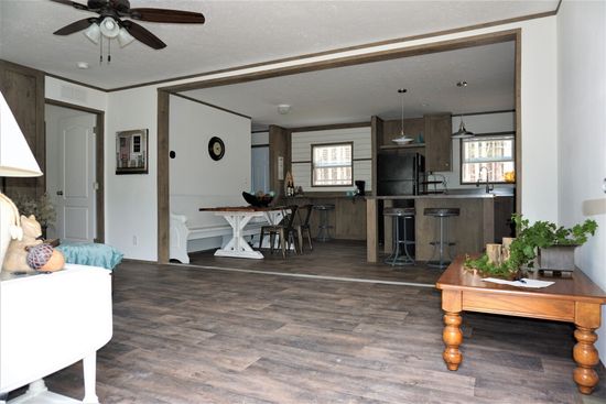 Three bedroom, single-level rental cottage, modern amenities, private setting | Barefoot Bay Retreat
