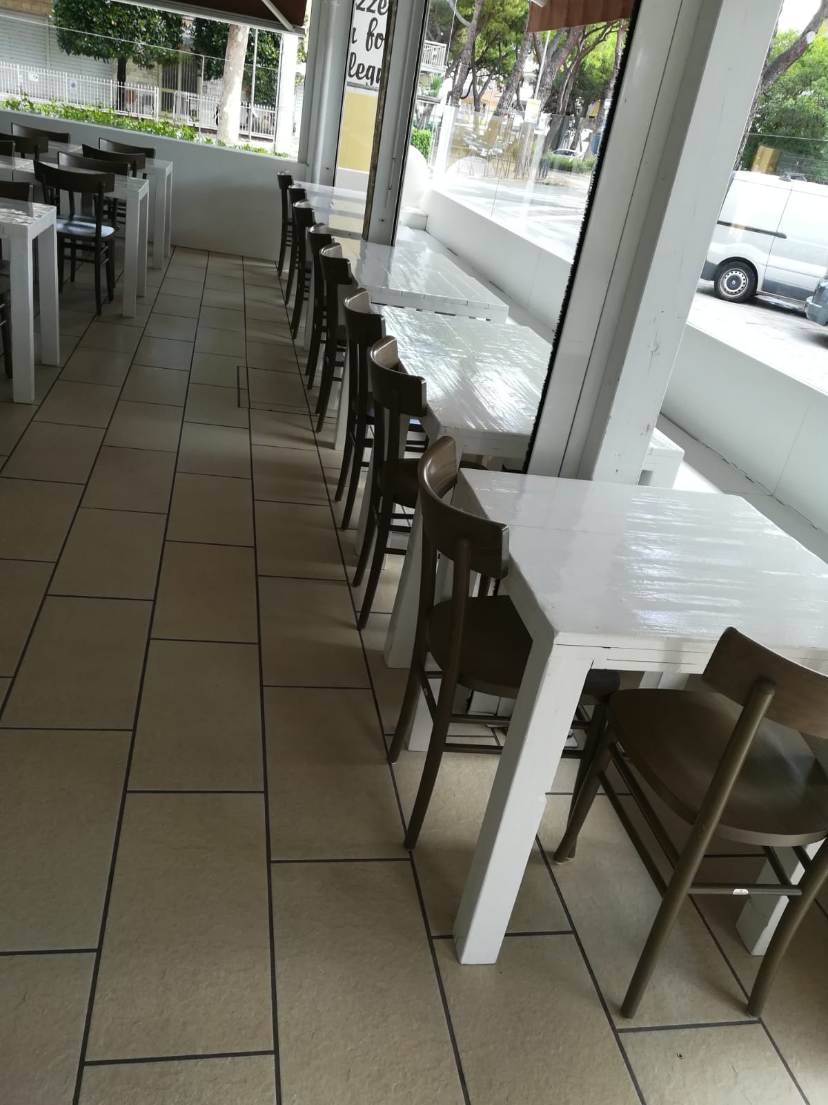 Pulizia quotidiana ristorante: Martino Multiservizi