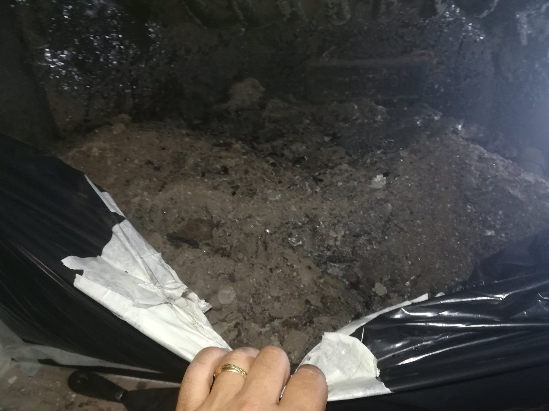 Smaltimento residui pulizia termocamino