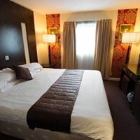 Ramada Oldbury 13