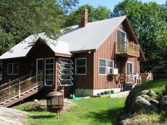 Beautiful Red Home - Window Repair in Eliot, ME