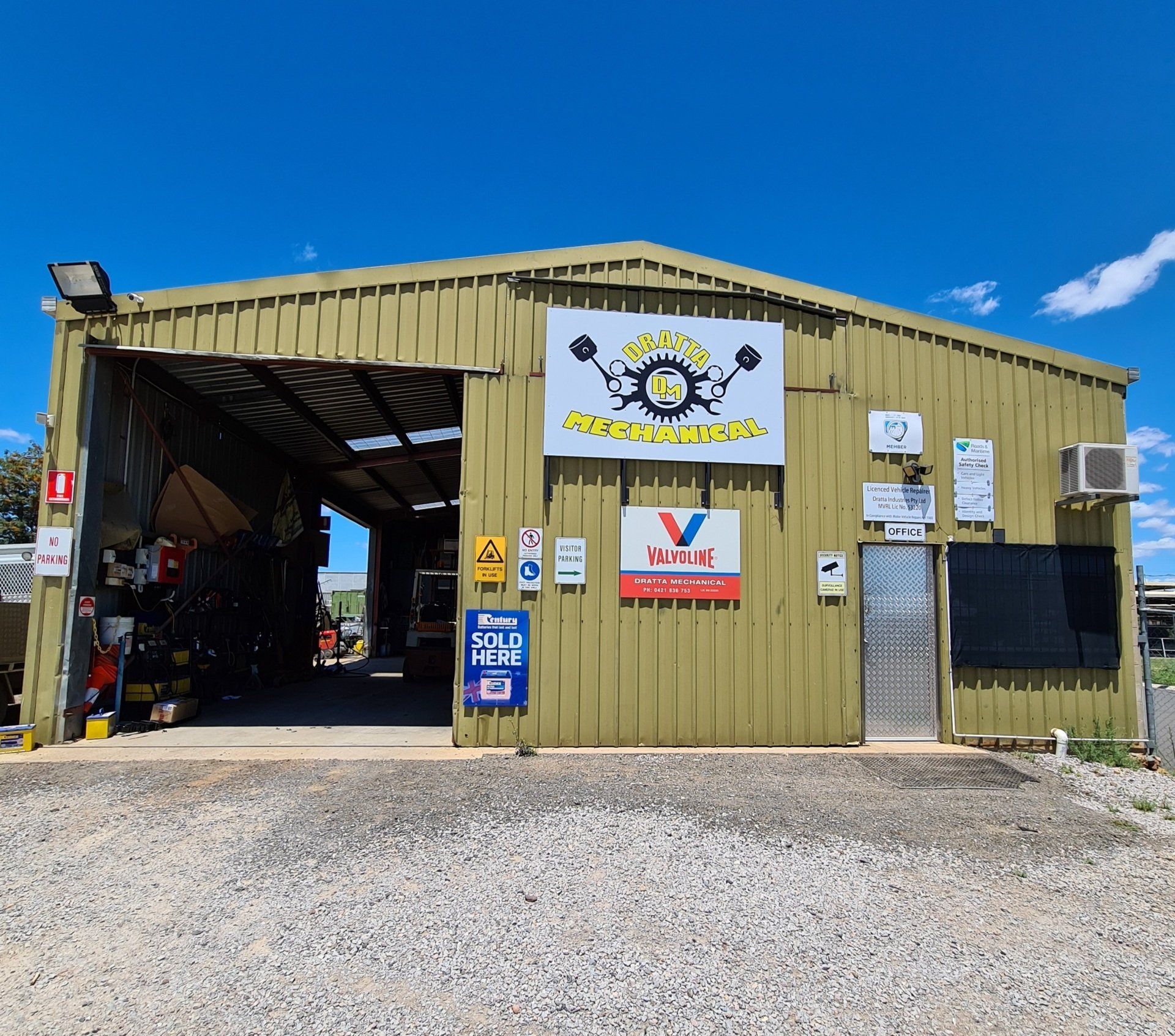 Dratta Mechanical Shop Front — Mechanic in Tamworth, NSW Dratta Mechanical Shop Front — Mechanic in Tamworth, NSW