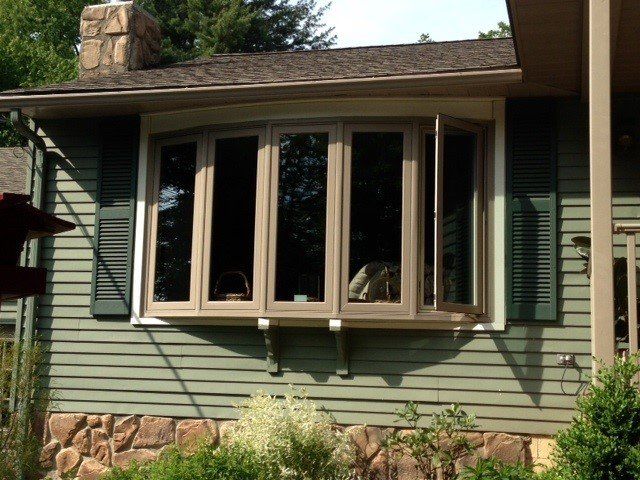 D & S Glass | Commercial Glass Doors