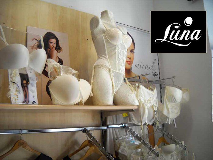 Articoli intimo sposa Luna