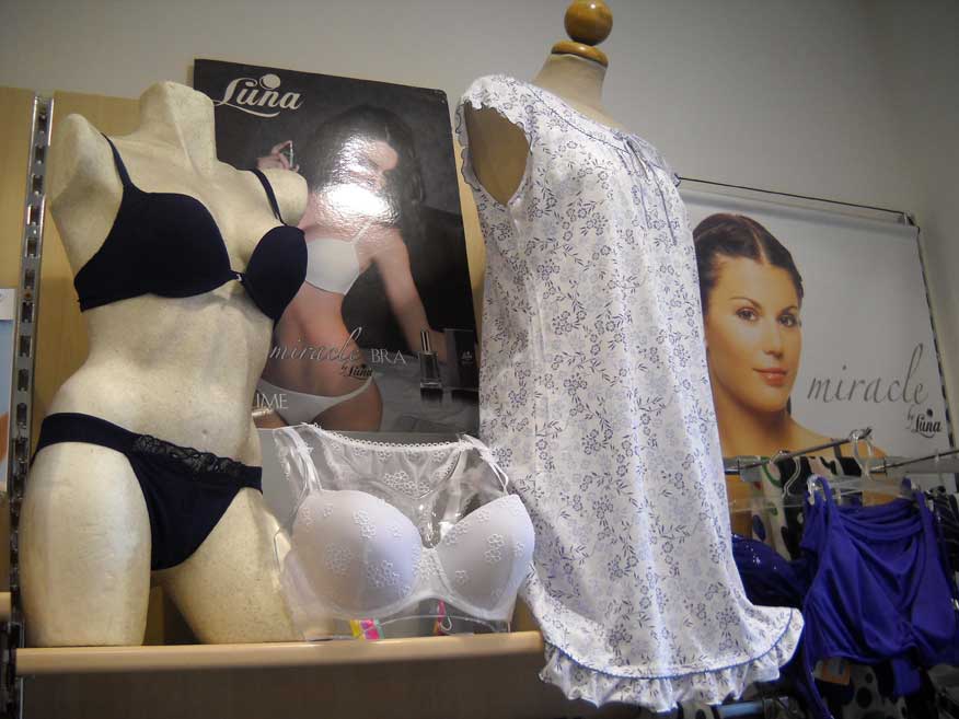 Articoli di biancheria intima da donna