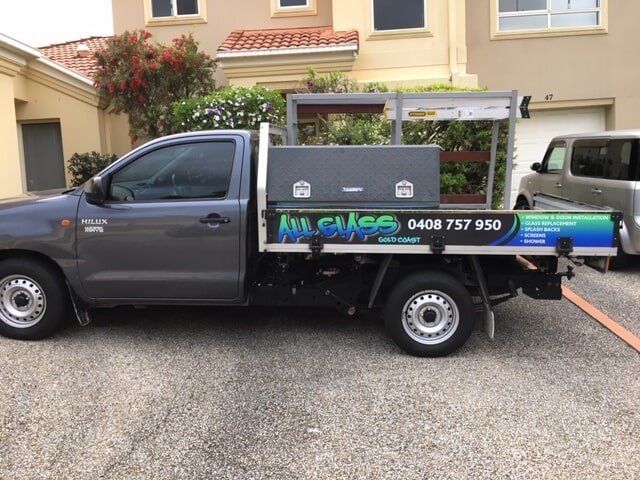 Fixing a Broken Window — Glazier Services in Mermaid Waters, QLD Fixing a Broken Window — Glazier Services in Mermaid Waters, QLD