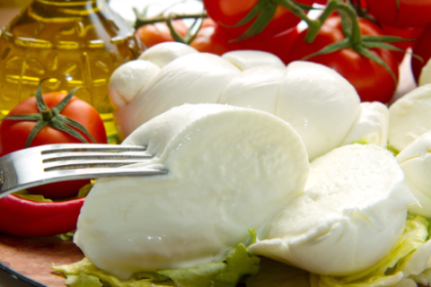 Mozzarella plait