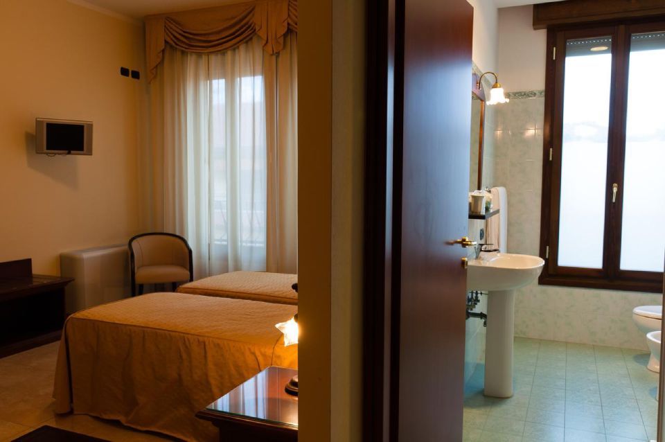 camere con TV satellitare