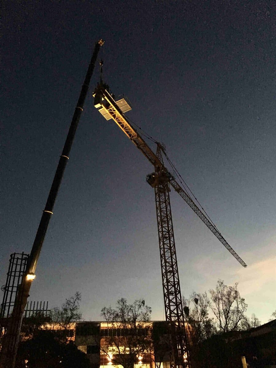 Nighttime Crane - Crane Hire in Townsville, QLD Nighttime Crane - Crane Hire in Townsville, QLD
