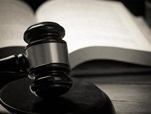 Gavel and book - Florida criminal process, Florida attorny in Ocala, FL Gavel and book - Florida criminal process, Florida attorny in Ocala, FL