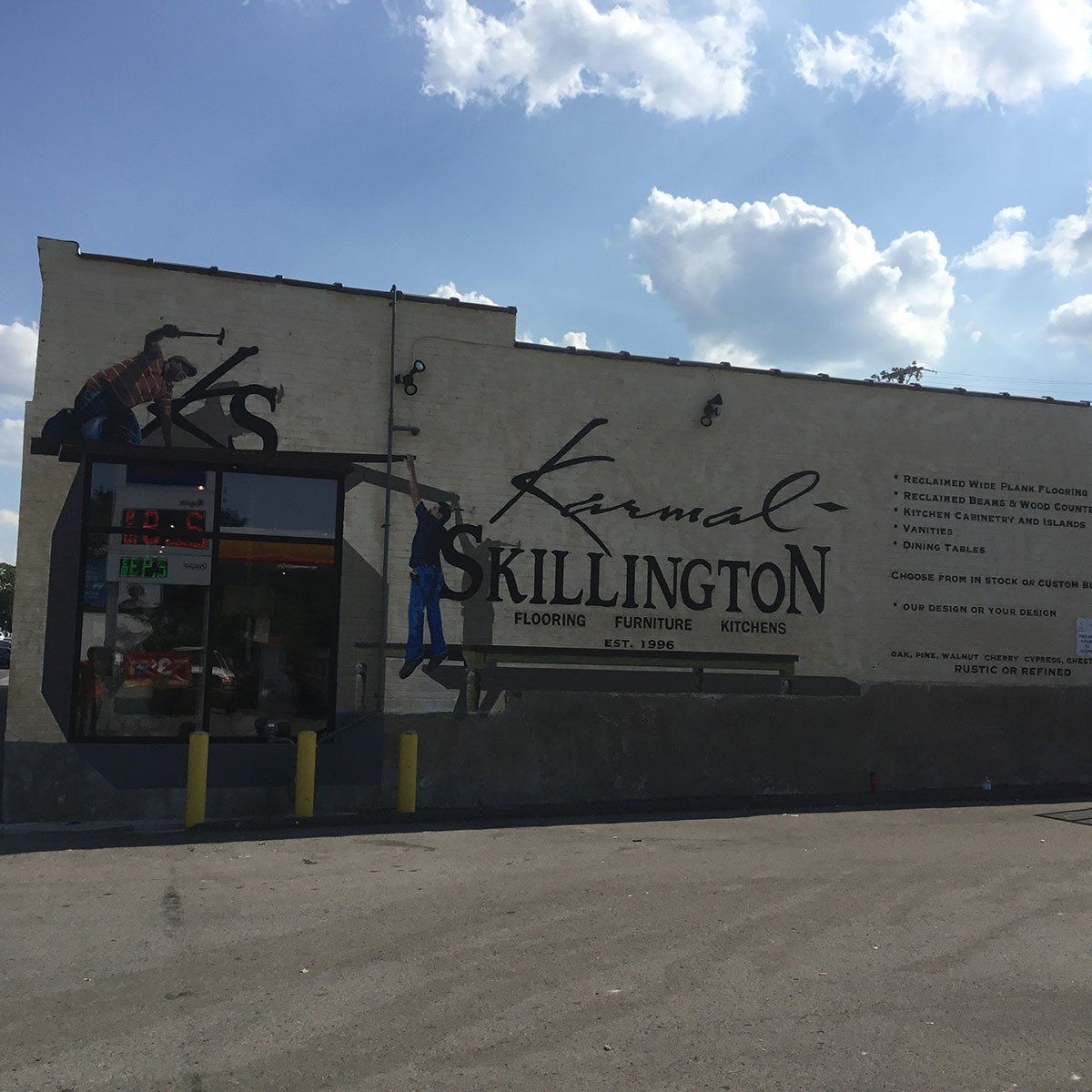 A building with the word skillington on it
