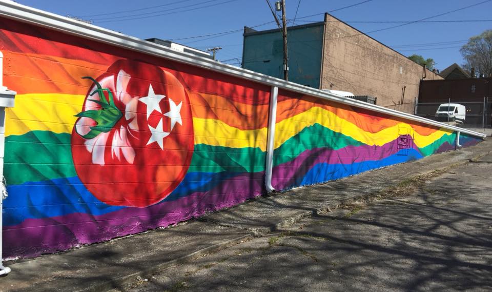 Tomato Arts Festival Painting at Weiss Liquors by Local Mural Artist Full Mural