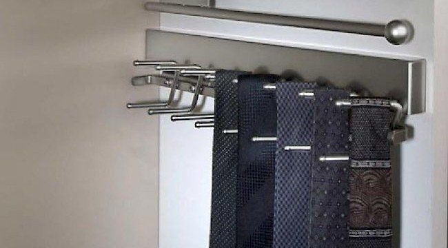 Tie Rack