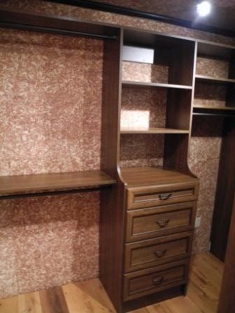 Newly Installs Custom Closet System