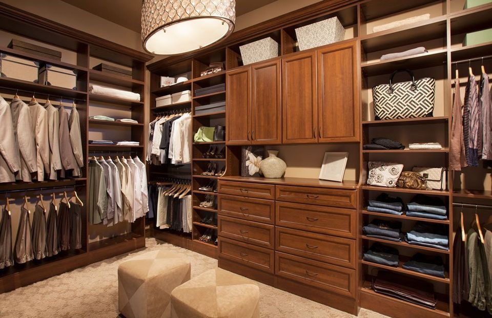Custom Walk In Closet System