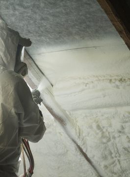 Kenosha spray foam insulation contractor