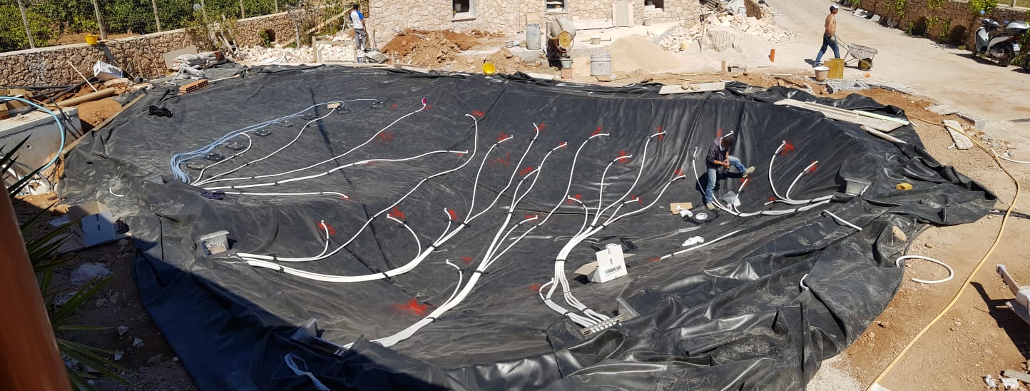 Lavori per la realizzazione di una piscina