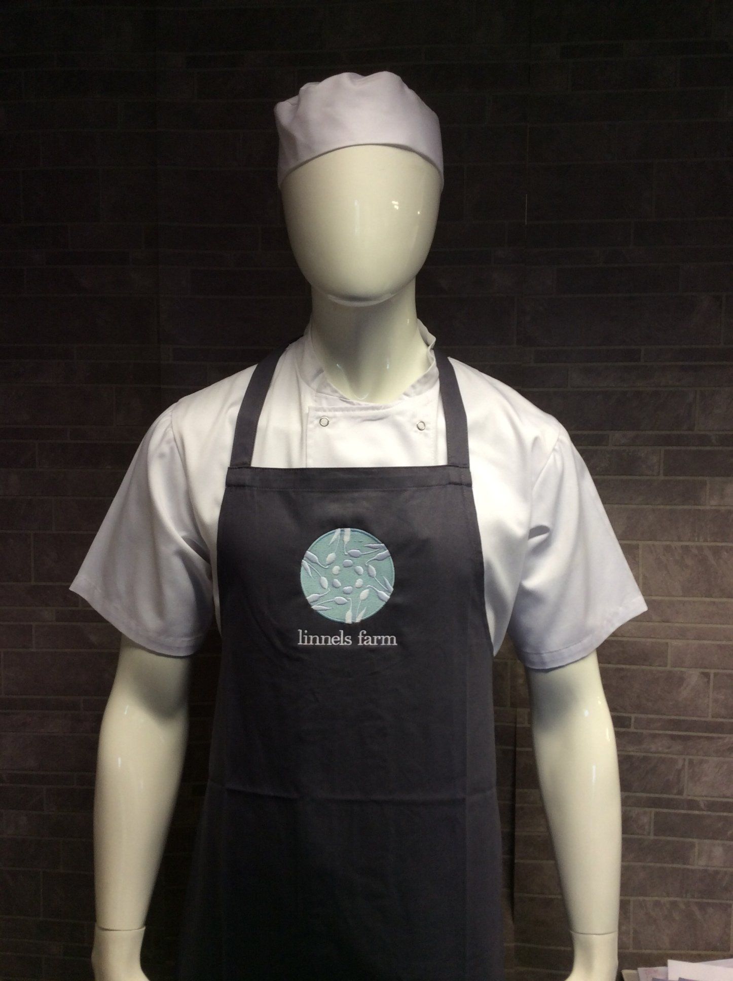 Linnels farm apron