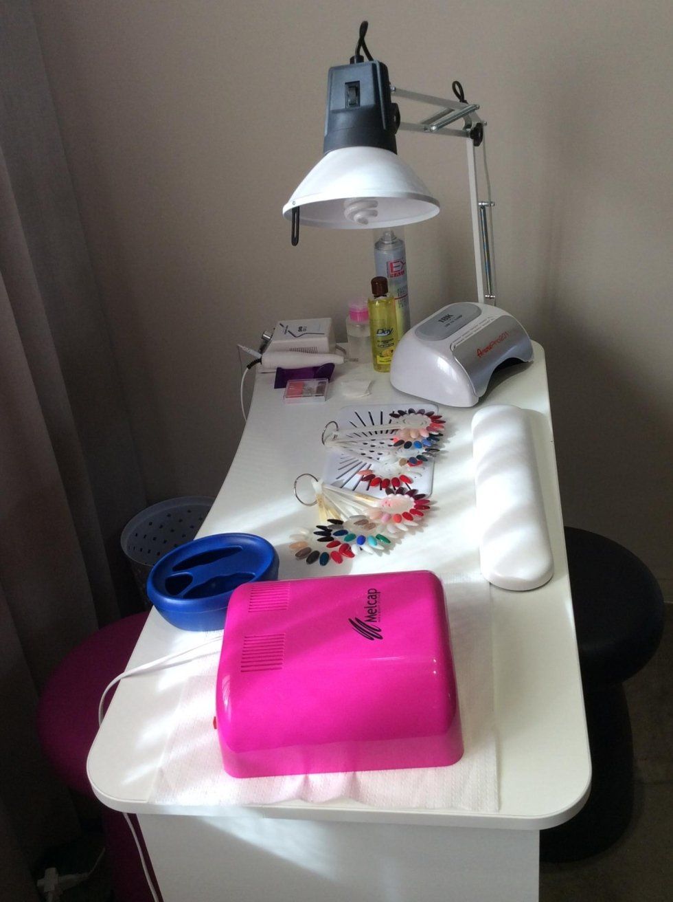 Banco di lavoro per nail art