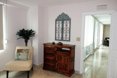Hallway — Scuba Diving Vacations in Colleyville, TX