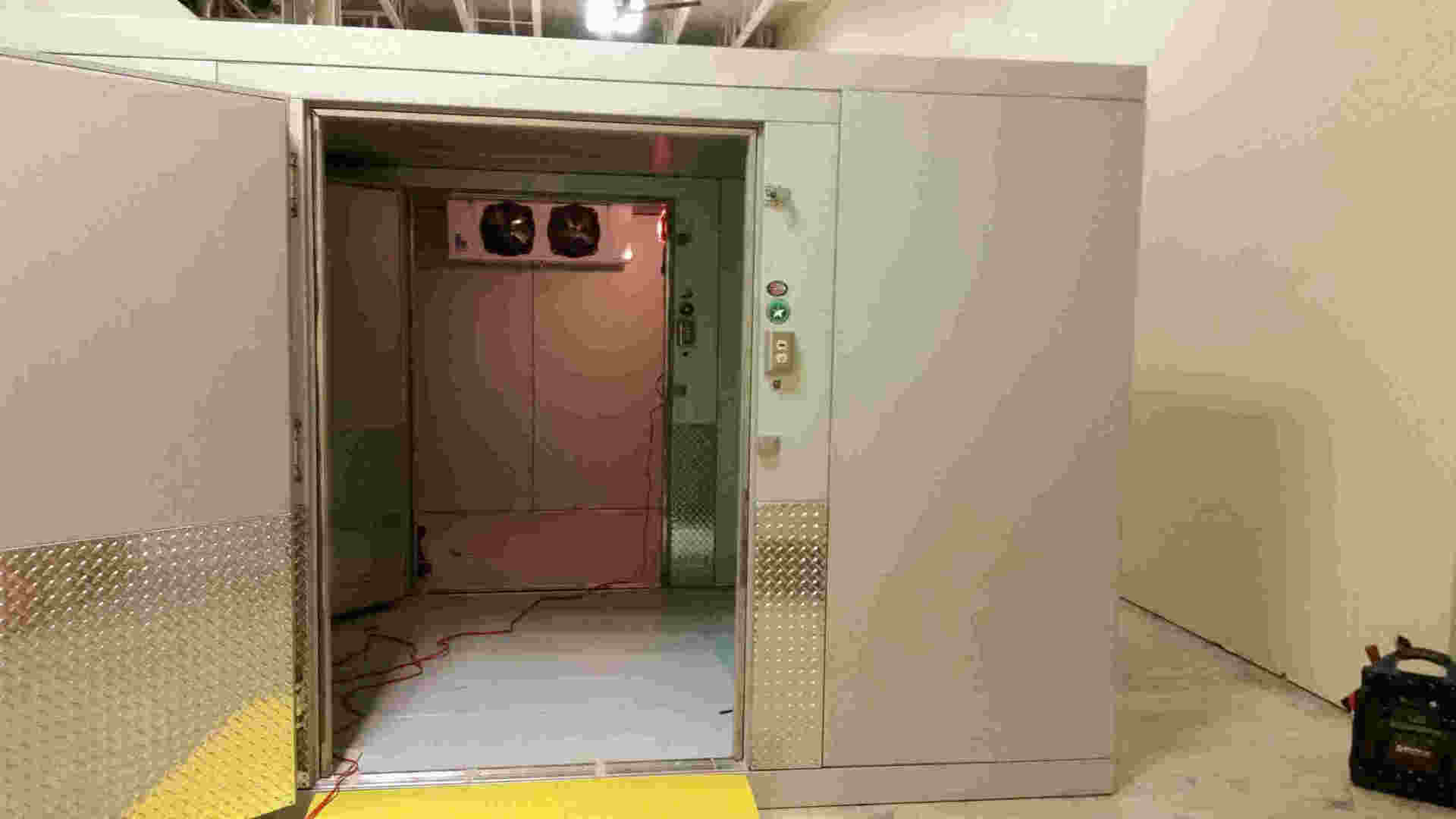 walk-in Refrigerator - Ames Refridgeration in Lake County, IL