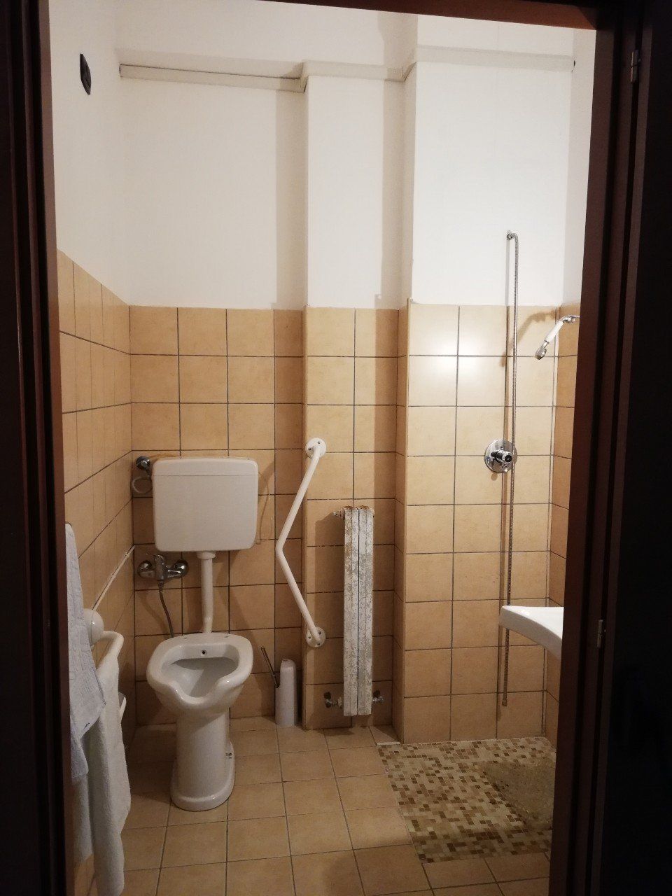 Alloggi per anziani con bagno privato