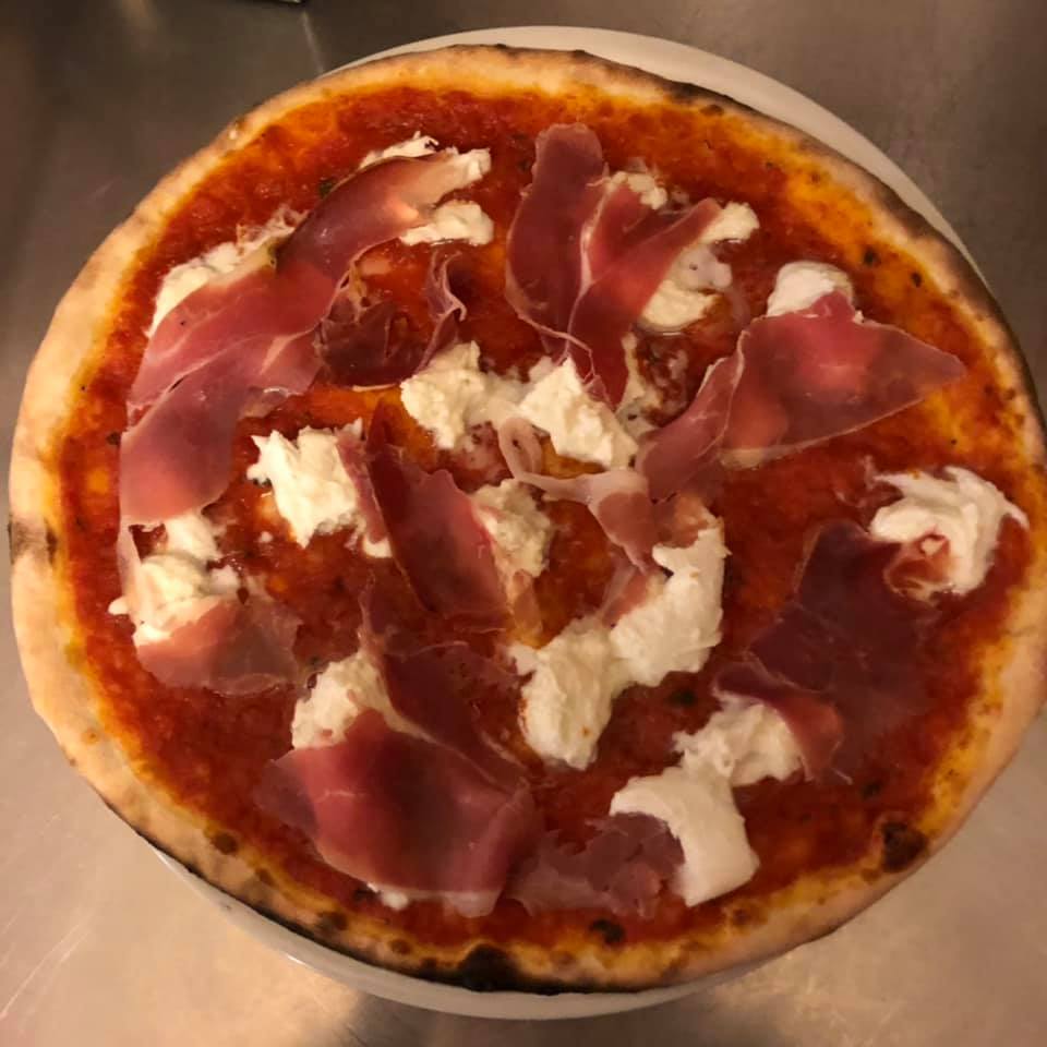 pizza con prosciutto