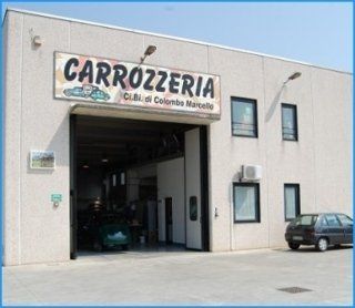 carrozzeria auto e moto, lucidatura auto, riparazioni carrozzeria auto e moto, lucidatura auto, riparazioni